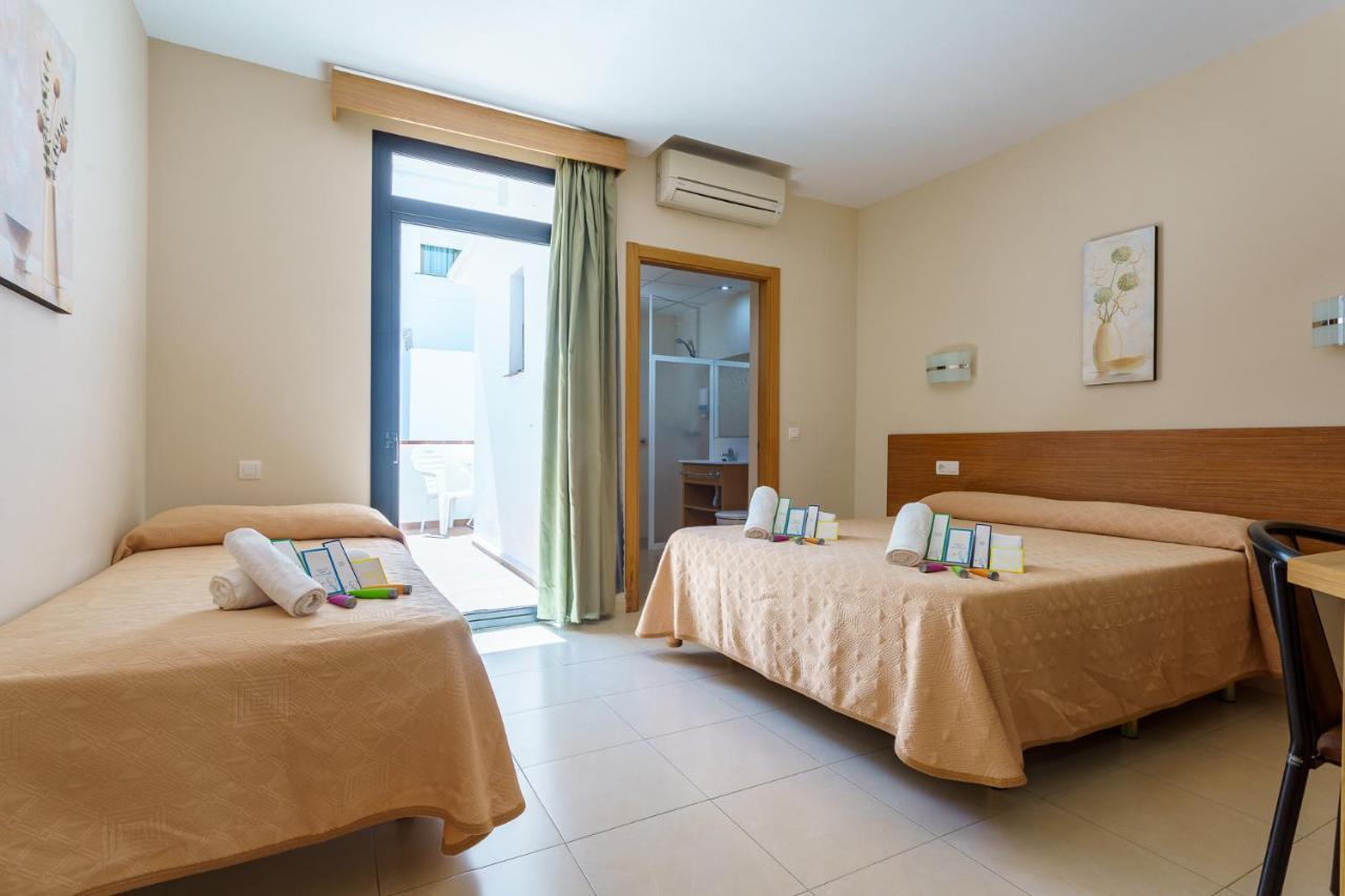 Hostal Costabella Powered By Faro Homes Fuengirola Exterior photo