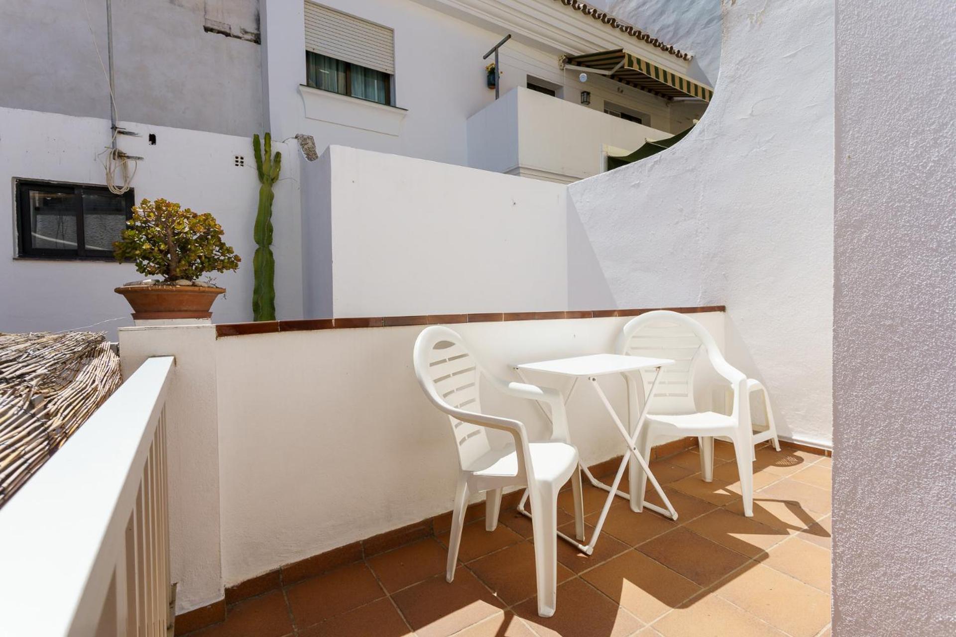 Hostal Costabella Powered By Faro Homes Fuengirola Room photo